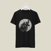 Wolf heult auf dem Mond T-Shirt