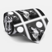 Wolf Howling an der Moon-Krawatte Krawatte (Gerollt)