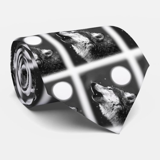 Wolf Howling an der Moon-Krawatte Krawatte (Gerollt)