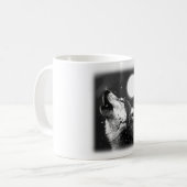 Wolf Howling auf dem Mond Kaffeetasse (Vorderseite Links)