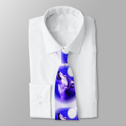 Wolf Howling bei Moon Neck Tie Krawatte (Gebunden)