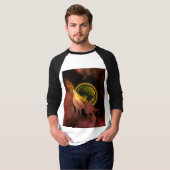 WOLF HOWLING IN SPACE MOON GALAXY T - Shirt (Vorne ganz)