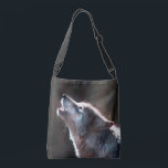 Wolf Howling Lone Wolf Tragetaschen Mit Langen Trägern<br><div class="desc">Wolf heulend,  wenn du Wölfe Liebe oder ein einsamer Wolf bist,  ist das für dich. Nimm diese wilde Wolf-Zuhause mit und lebe auf der wilden Seite.</div>