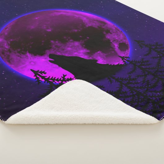 WOLF HOWLING MOON MAGENTA SHERPADECKE (3/4)