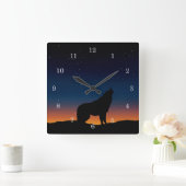 Wolf Howling Silhouette bei Sunset Wall Clock Quadratische Wanduhr (Zuhause)