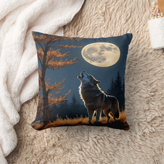 Wolf Howling unter Vollmond im Herbstwald Kissen (Decke)
