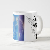 Wolf im Nebel Jumbo-Tasse (Vorderseite Rechts)
