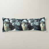 Wolf im Schnee Seitenschläferkissen (Rückseite)