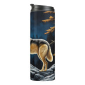 Wolf im Wald mit gelbem Mond Thermosbecher (Nach rechts gedreht)