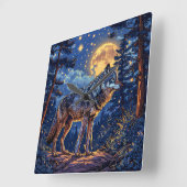 Wolf im Wald Quadratische Wanduhr (Winkel)