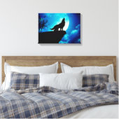Wolf in der Silhouette heult zum Vollmond Leinwanddruck (Insitu (Schlafzimmer))