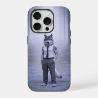 Wolf in minimaler formaler Kleidung – Stiller Wald iPhone 15 Pro Hülle