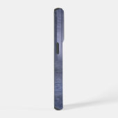 Wolf in minimaler formaler Kleidung – Stiller Wald iPhone Hülle (Rechte Seite)