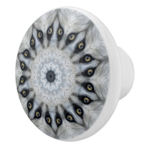Wolf Mandala Wilde Augen und Flauschige Symmetrie Keramikknauf