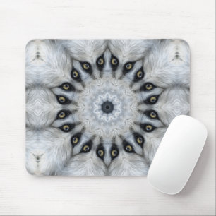 Wolf Mandala Wilde Augen und Flauschige Symmetrie Mousepad