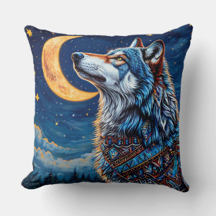 Wolf nachts unter dem Halbmond Kissen