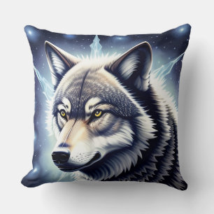 Wolf-Porträt mit intensiven goldenen Augen Kissen