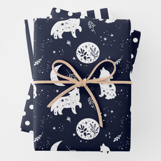 Wolf Pup Howling im Set des Mondschleifpapiers Geschenkpapier Set (Beispiel)