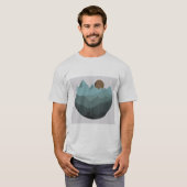 Wolf und Berge Moderne Kunst T-Shirt (Vorne ganz)