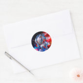Wolf und Dreamcatcher in amerikanischer Flagge bem Runder Aufkleber (Umschlag)