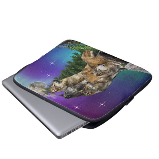 Wolf und Mond Laptopschutzhülle (Vorne Knopf)