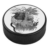 Wolf und Raven mit Skull Eishockey Puck (3/4)