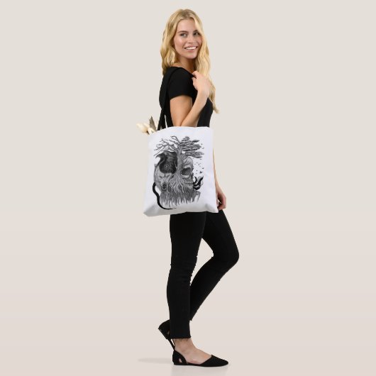 Wolf und Raven mit Skull Tasche (Am Model)