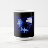 Wolf und Raven mit Vollmond Kaffeetasse (Mittel)