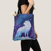 Wolf unter magischem Sternenhimmel Tasche