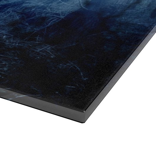 Wölfe im Wald bei Morgendämmerung Schneidebrett (Ecke)