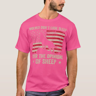 Wölfe schlafen nicht über den Schafen T-Shirt