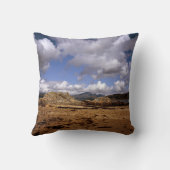 Wolke über Blabheinn Insel Skye Schottland Kissen (Rückseite)