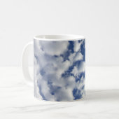 Wolken auf blauem Himmel Kaffeetasse (Vorderseite Links)