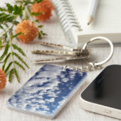 Wolken auf blauem Himmel Schlüsselanhänger (Vorderseite rechts)