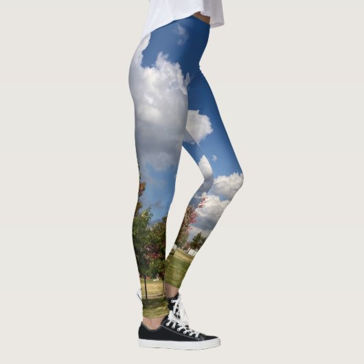 Wolken der Day Series von AskStudio Leggings (Rechts)