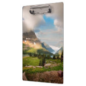 Wolken, die durch Berge fegen Klemmbrett (Links)