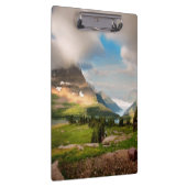Wolken, die durch Berge fegen Klemmbrett (Rechts)