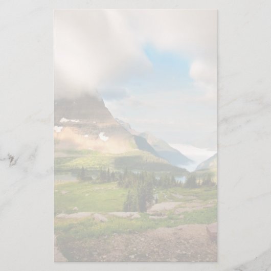 Wolken, die durch die Berge wühlen Briefpapier (Vorderseite)