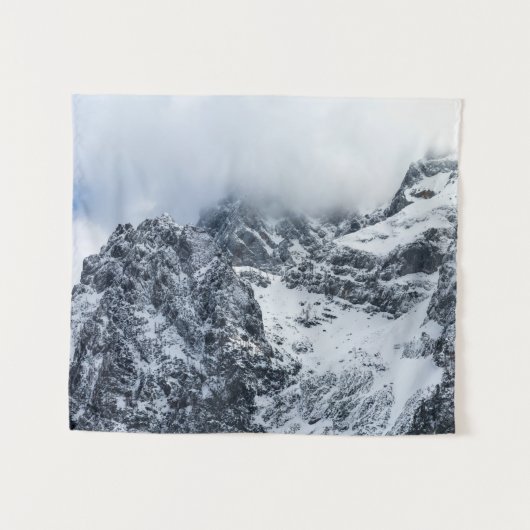 Wolken, die majestätische Berge bedecken Wandteppich (Vorderseite (Horizontal))