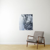 Wolken, die majestätische Berge bedecken Wandteppich (Beispiel)