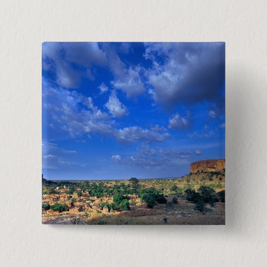 Wolken, die über den Himmel fliegen Button (Vorderseite)