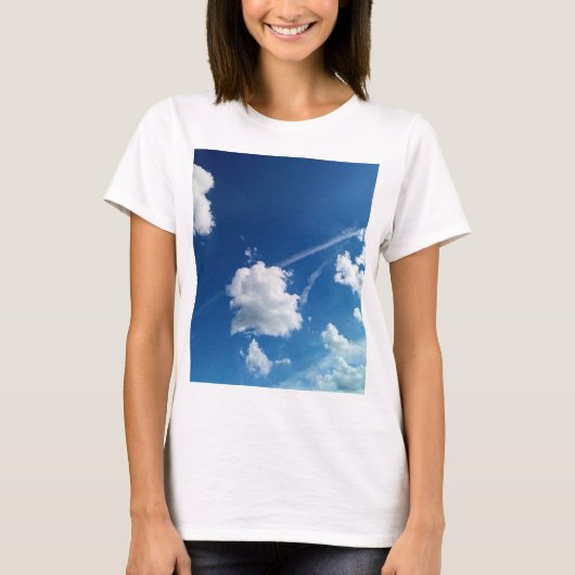 Wolken im Licht T-Shirt (Vorderseite)