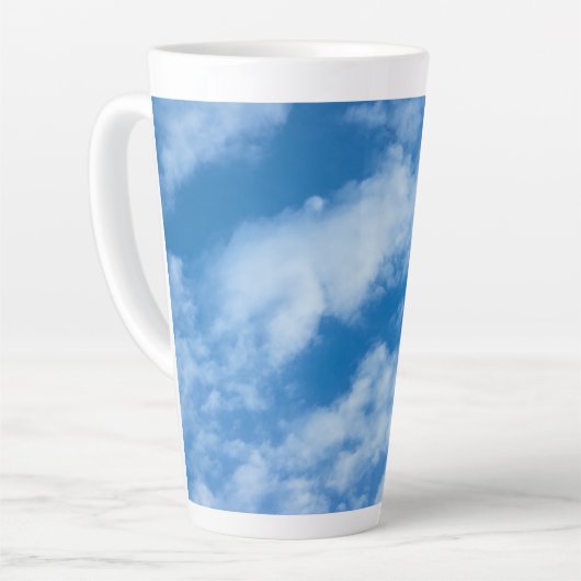 Wolken im Sky Simple, Elegant Blue und White Milchtasse (Linke Ecke)