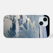 Wolken in Sumatra, Indonesien. iPhone 15 Hülle (Rückseite (Horizontal))