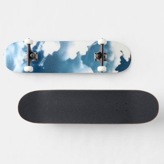 Wolken Skateboard (Horizontal)