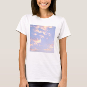 Wolken Sky Pink Sunset Lila Geschenke T-Shirt