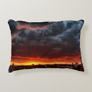 Wolken, Sonnenuntergang und Rot Zierkissen