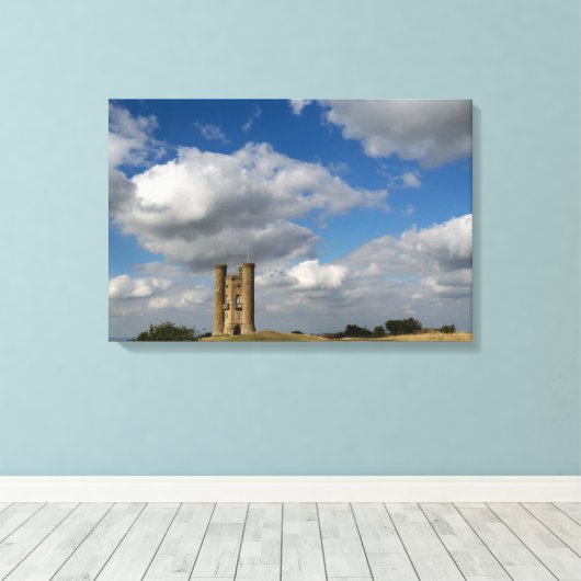 Wolken über dem Broadway Tower, Cotswolds Leinwand (Insitu (Holzboden))