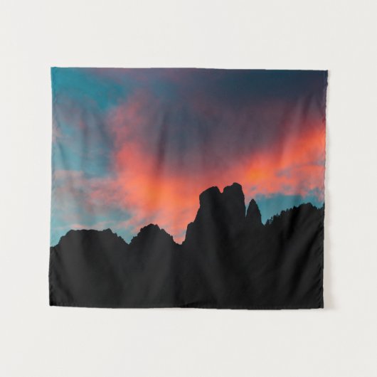 Wolken über den Bergen brennen Wandteppich (Vorderseite (Horizontal))