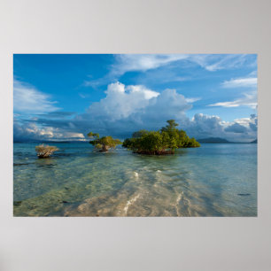 Wolken über der Marovo-Lagune Poster